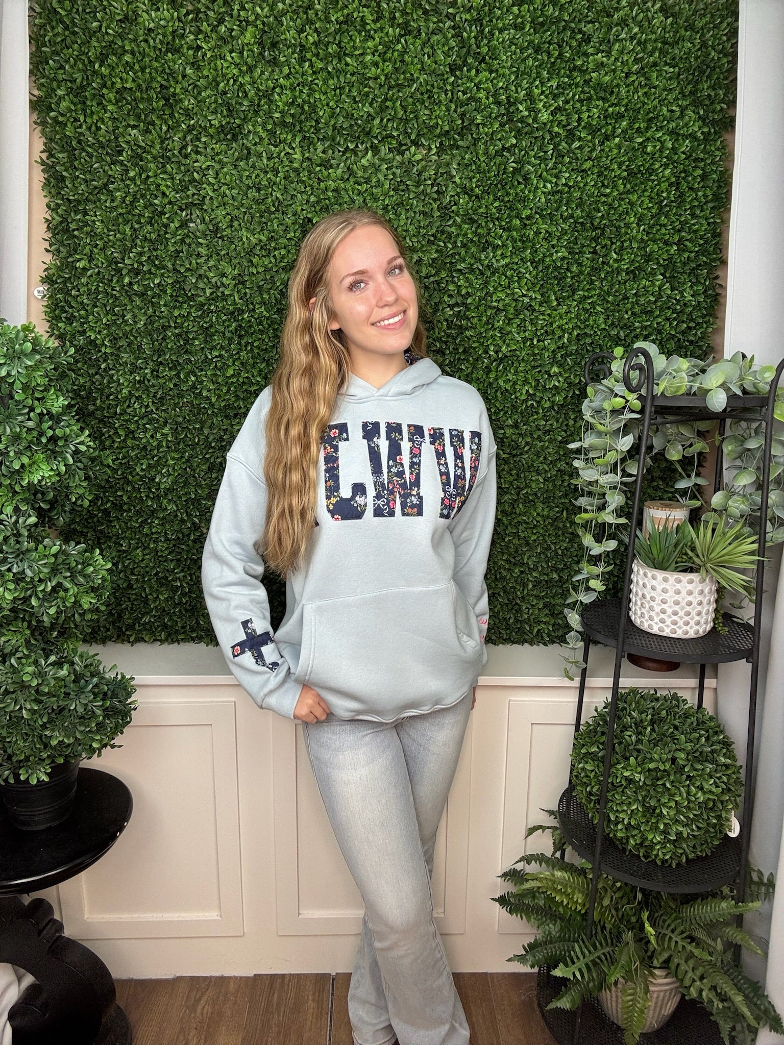 APPLIQUE HOODIE WWJD