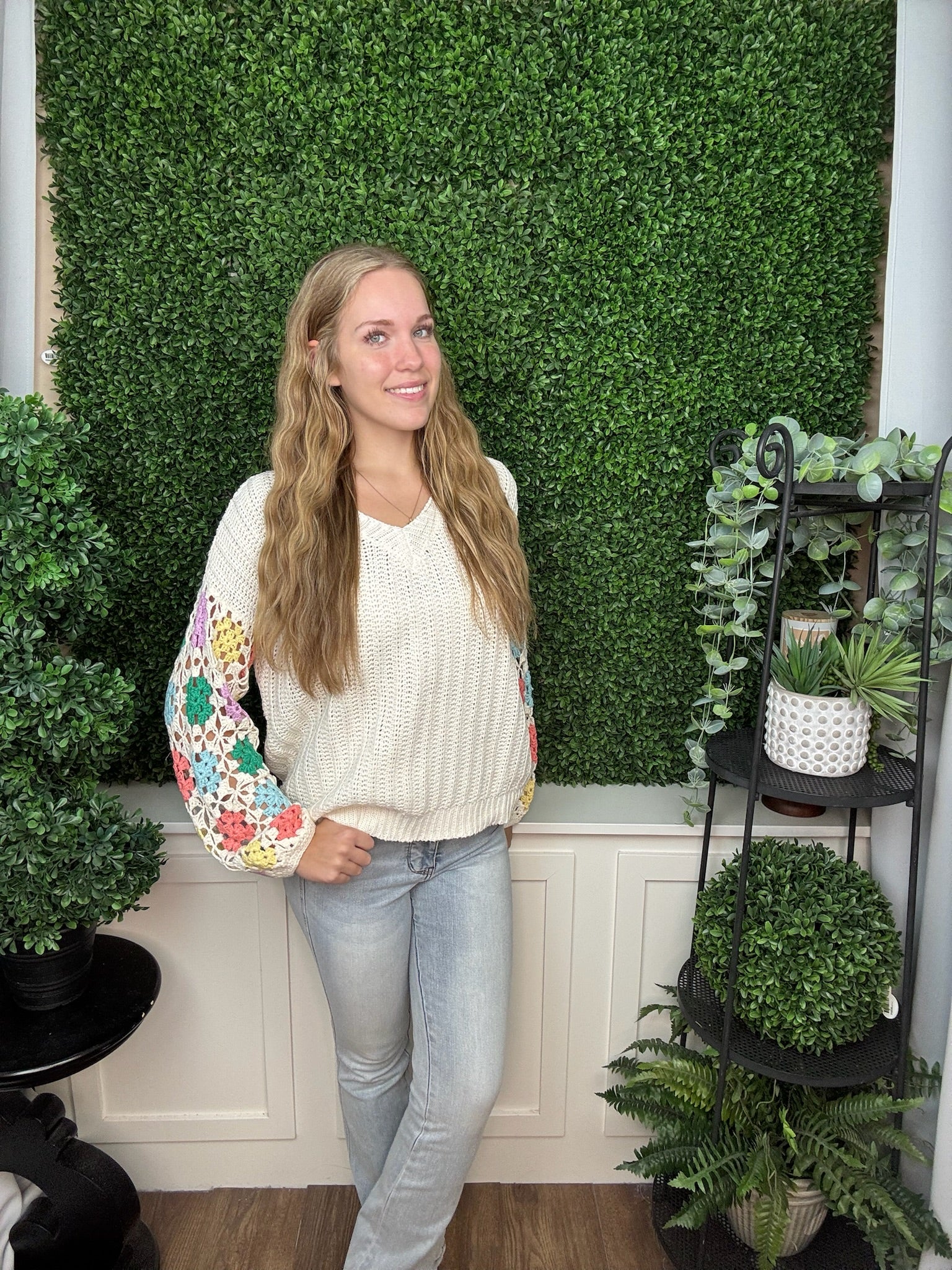 CROCHET V-NECK SWEATER WITH FLORAL PATCHWORK SLEEVES - IVORY MULTI