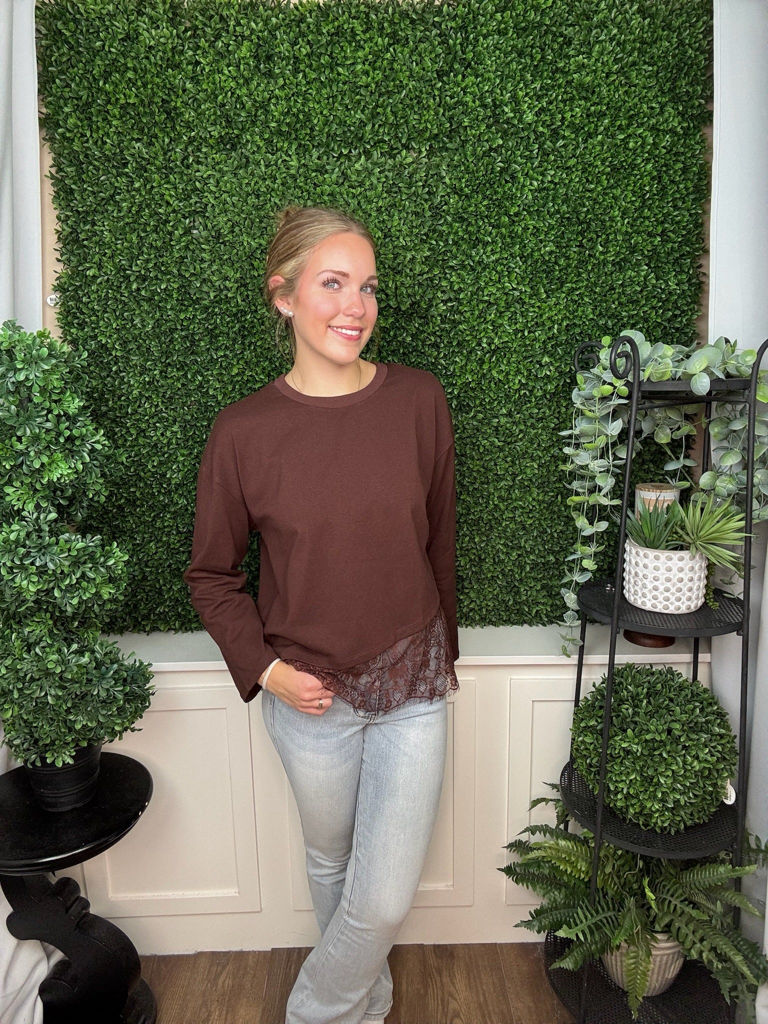 CREW NECK TOP WITH LACE HEM DETAIL - BLACK/CHOCOLATE/ECRU