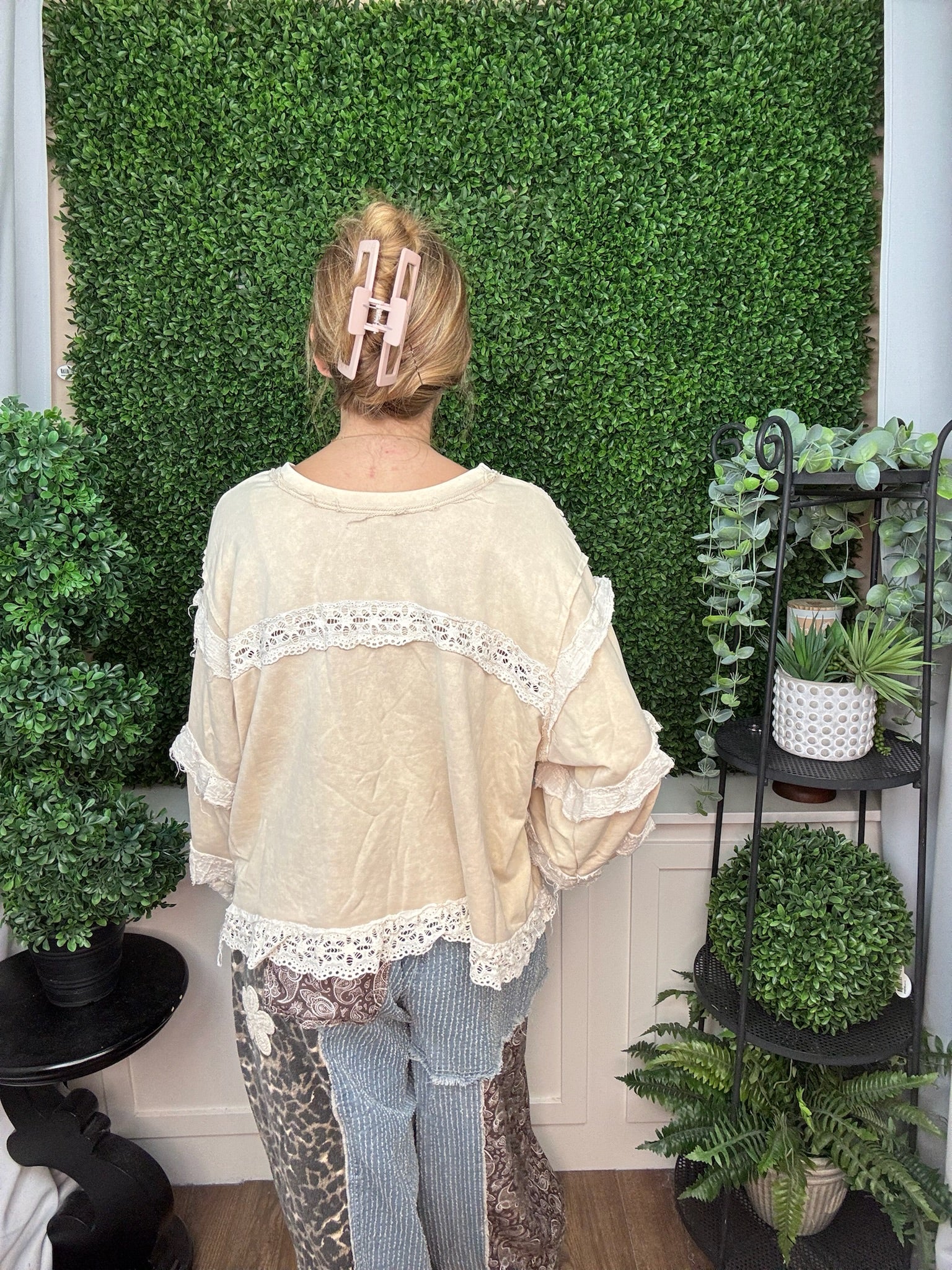 LACE TRIMMED RUFFLE DETAIL TOP - NUDE BEIGE