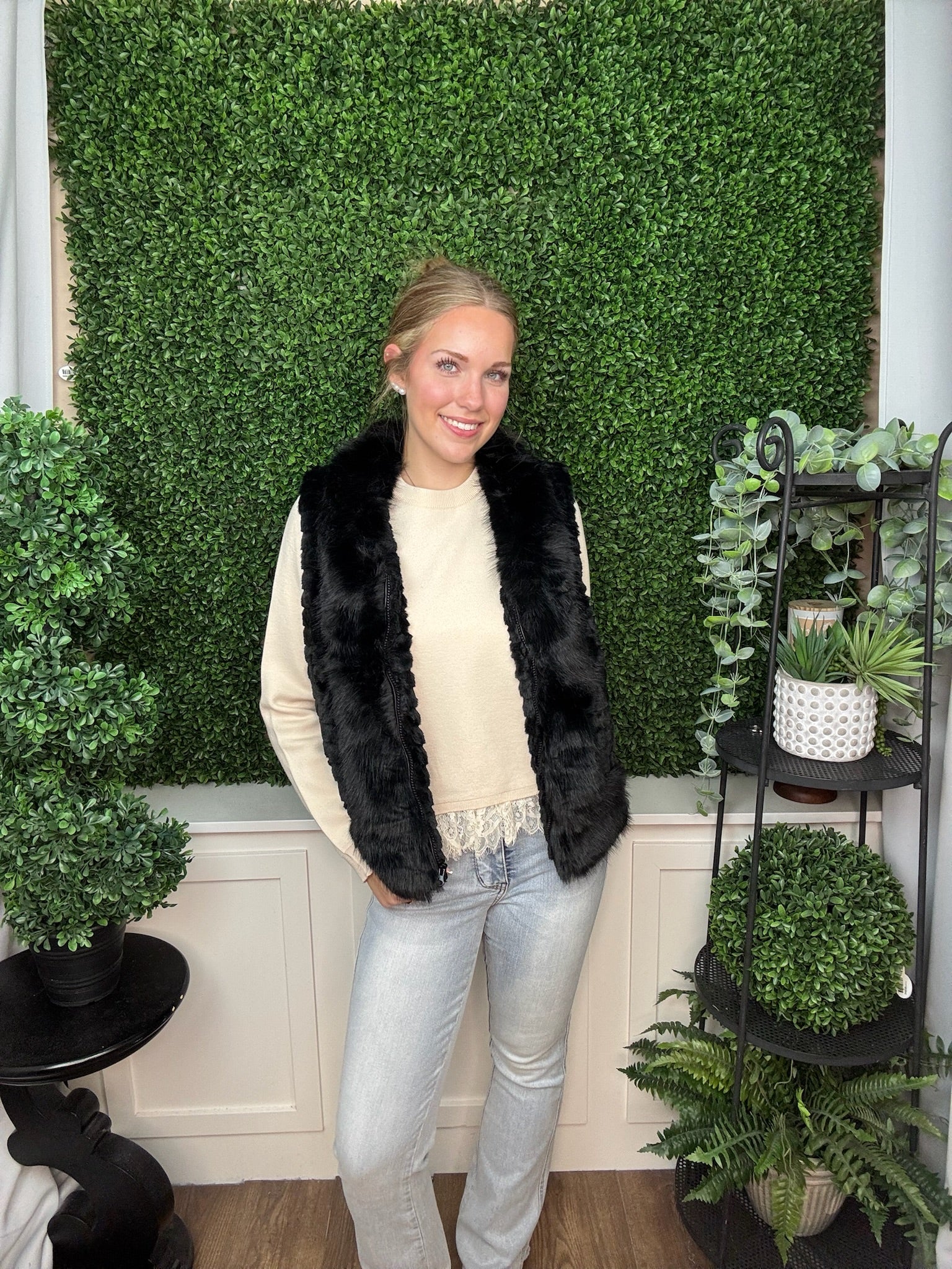 VEST FUR JACKET WITH COLLAR, SIDE POCKETS, ZIPPER - BLACK/WHITE/BROWN