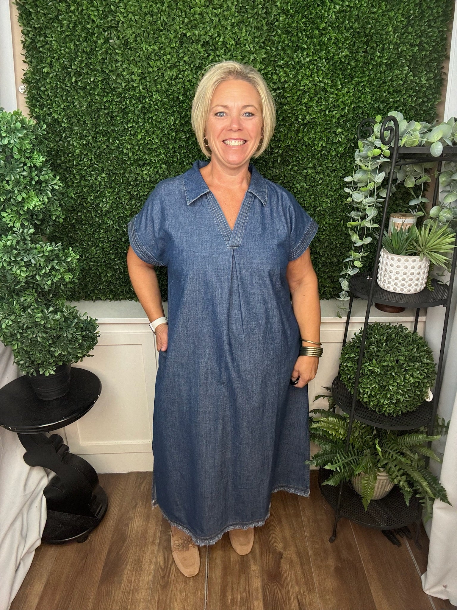 NO LINING STONE WASHED DENIM COLLARED MIDl DRESS - DENIM
