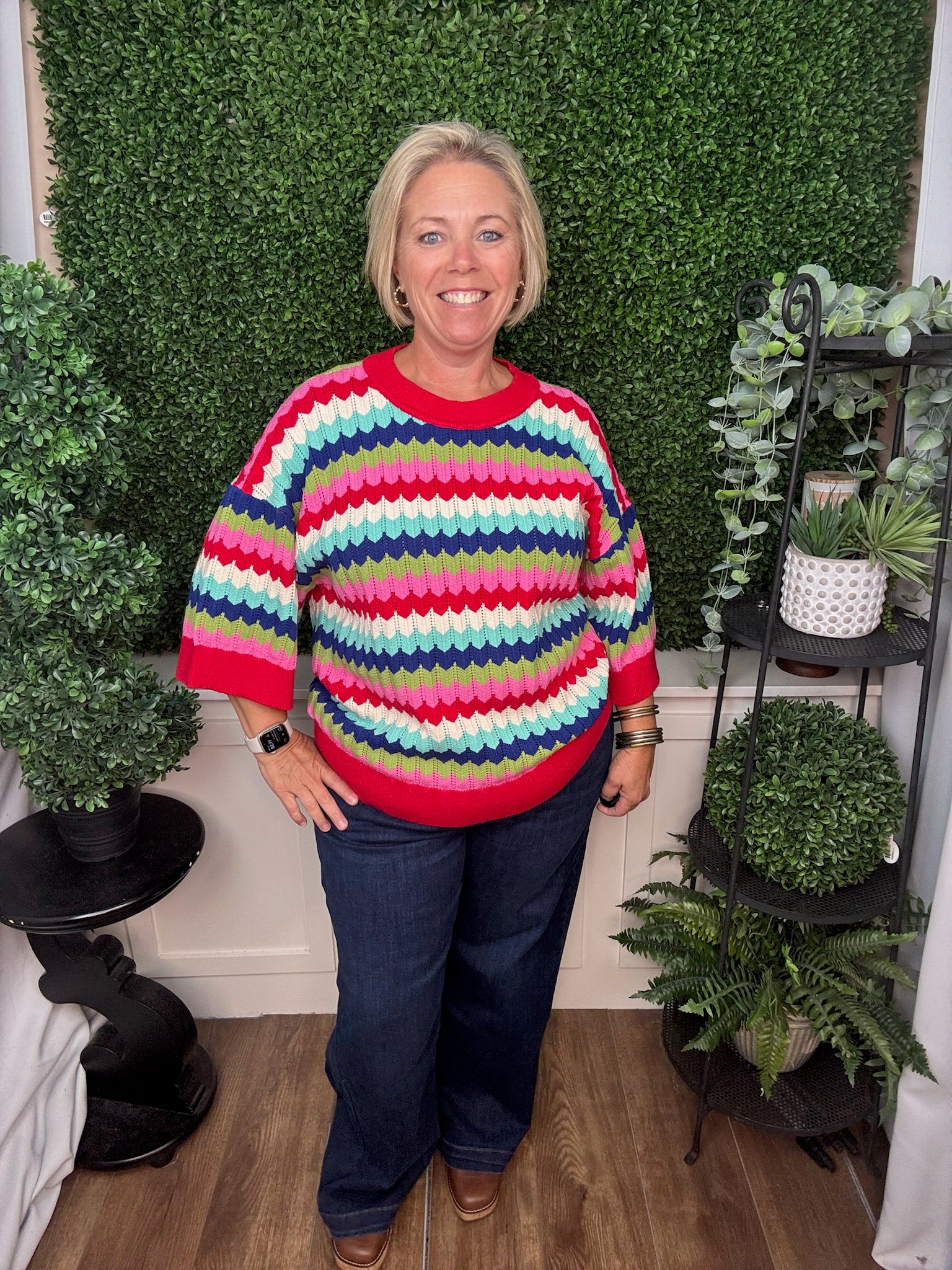 LONG SLEEVE CREW NECK ZIGZAG STRIPED KNIT SWEATER - RED MULTI
