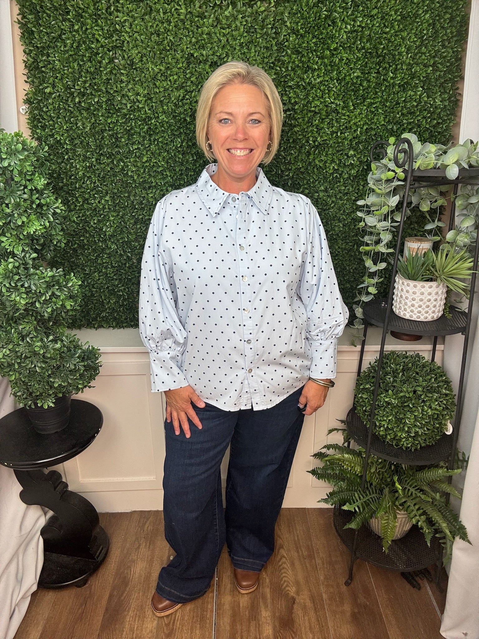 LONG SLEEVE COLLARED BUTTON DOWN POLKA DOT BLOUSE - BLUE