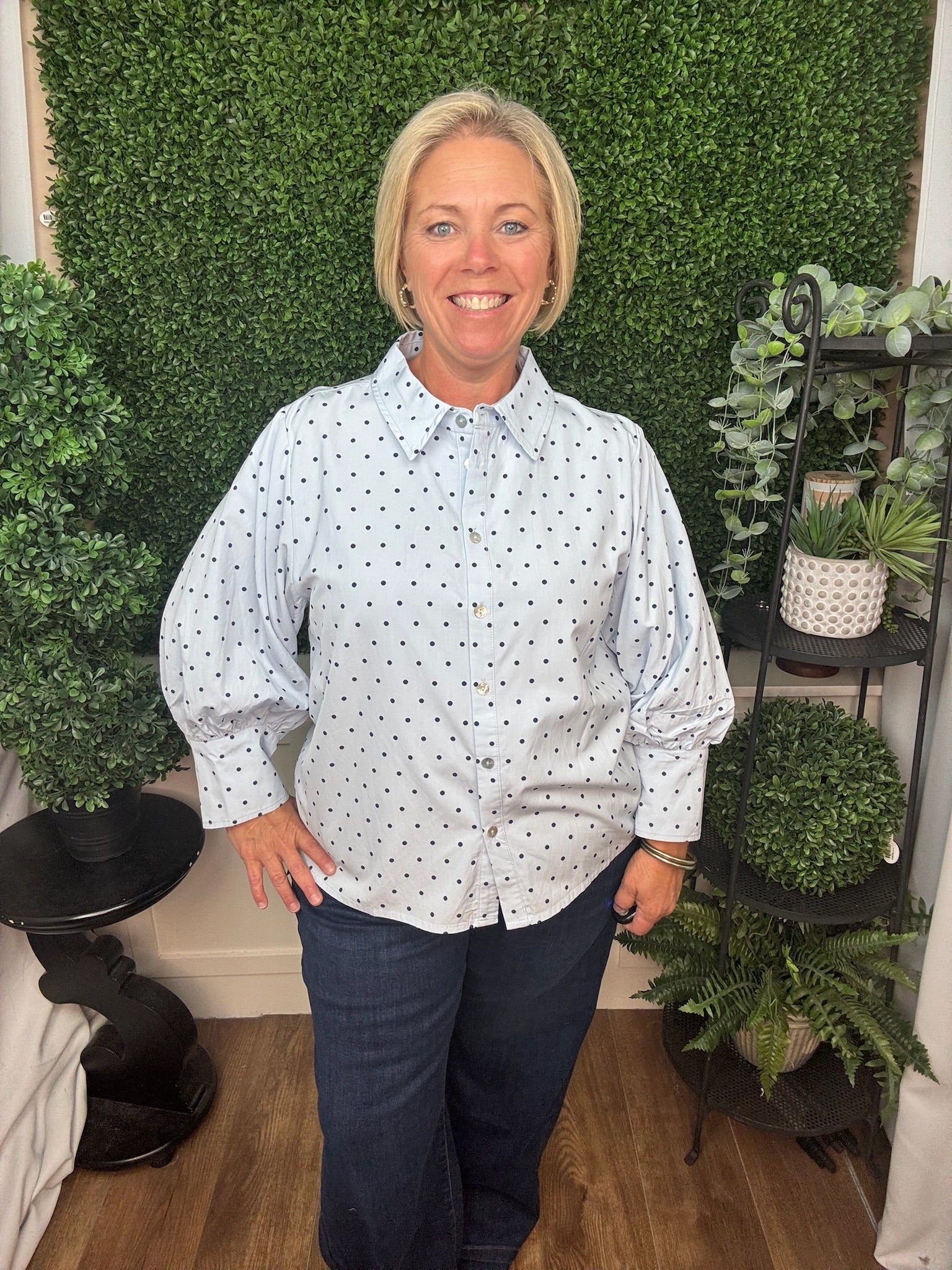 LONG SLEEVE COLLARED BUTTON DOWN POLKA DOT BLOUSE - BLUE