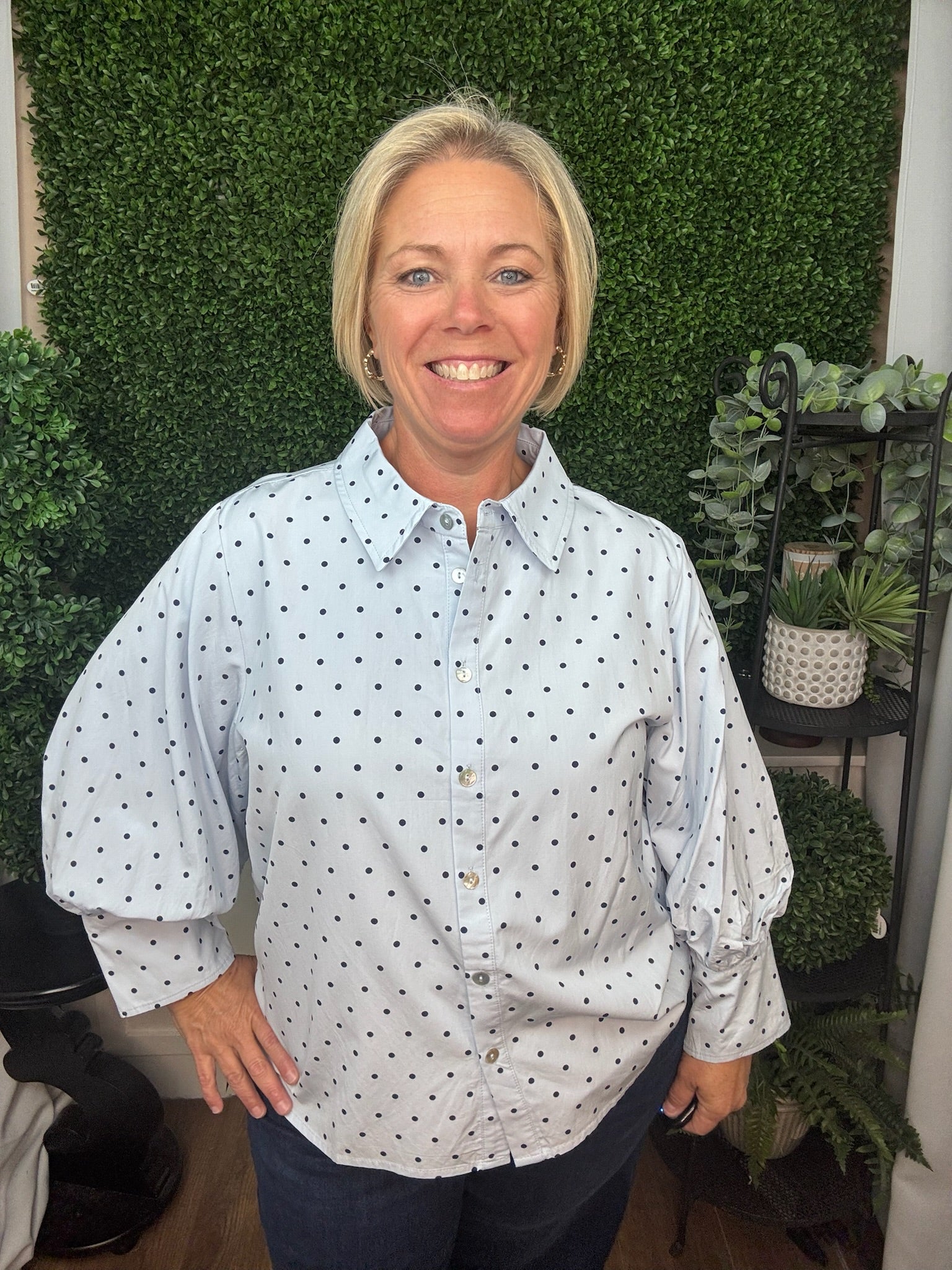 LONG SLEEVE COLLARED BUTTON DOWN POLKA DOT BLOUSE - BLUE