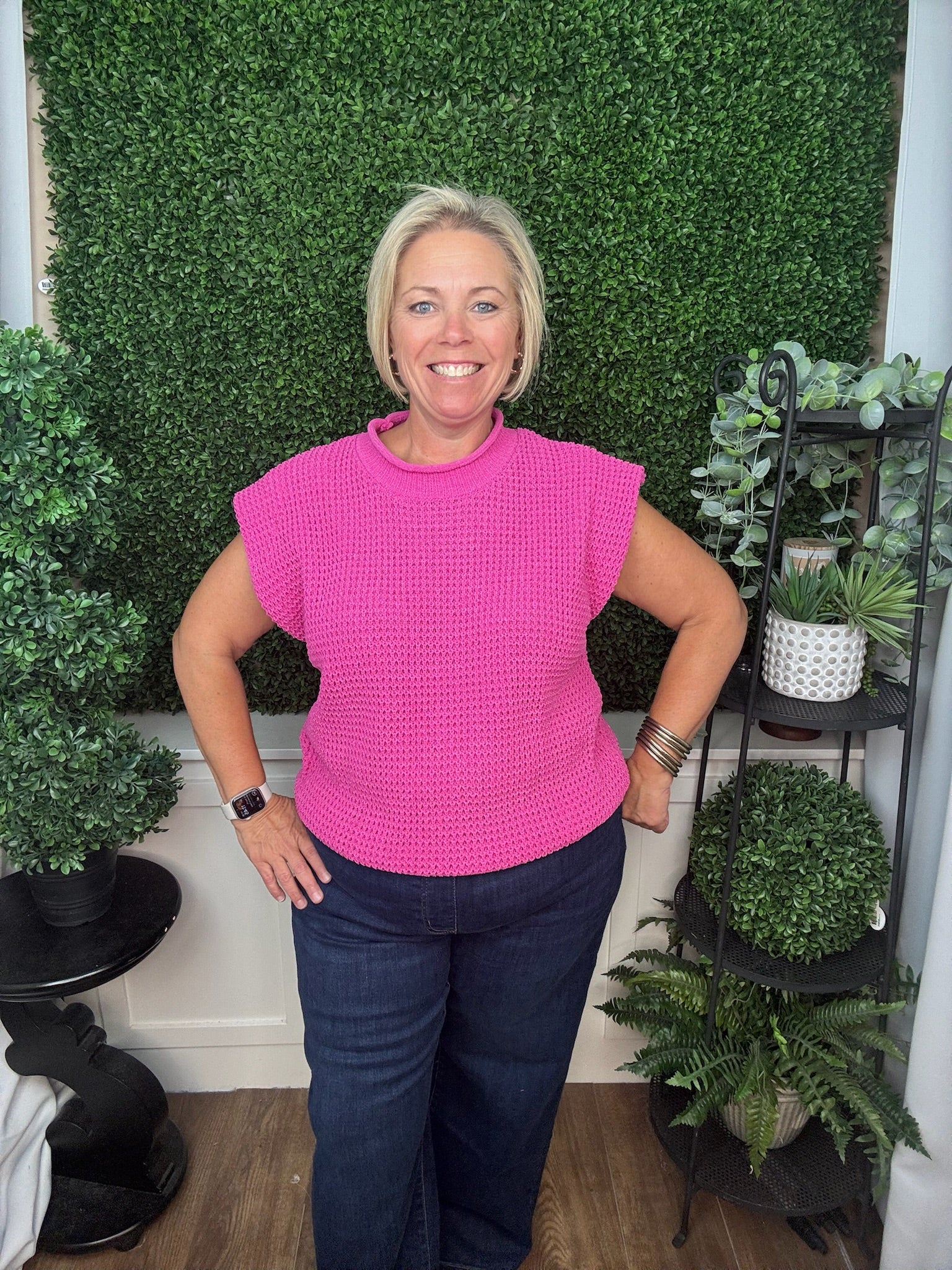 TEXTURED KNIT CREW NECK SWEATER - HOT PINK/ BLUE/CREAM