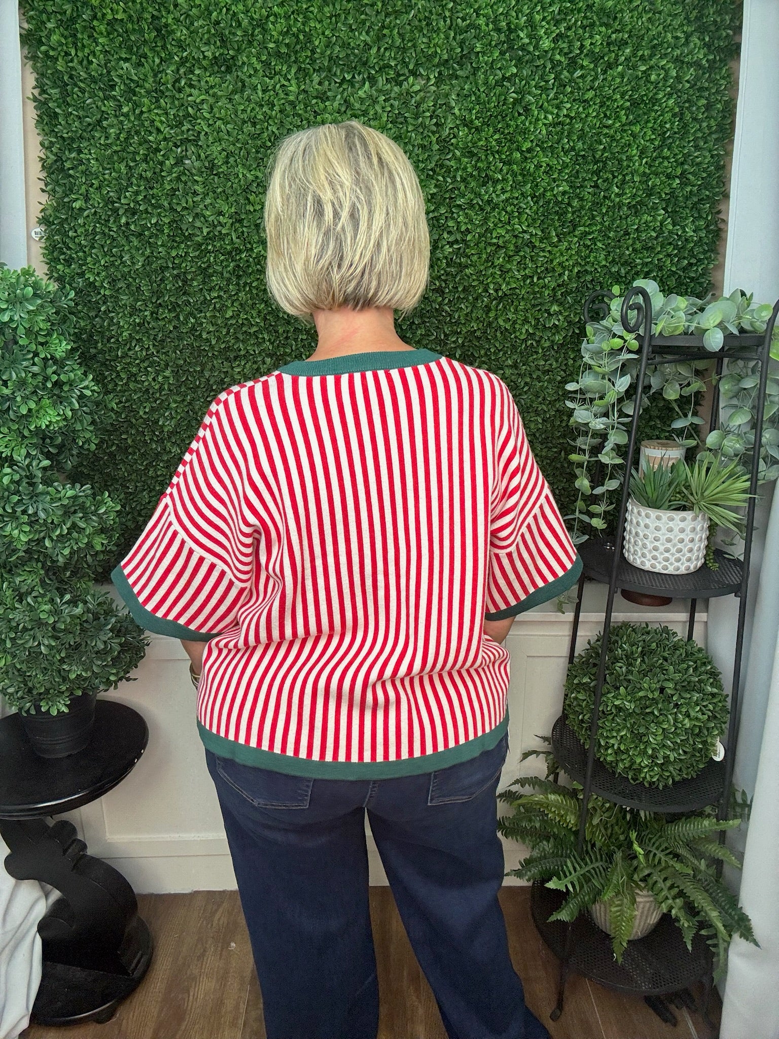 SHORT STRIPED SWEATER TOP - NAVY PINK/ RED GREEN