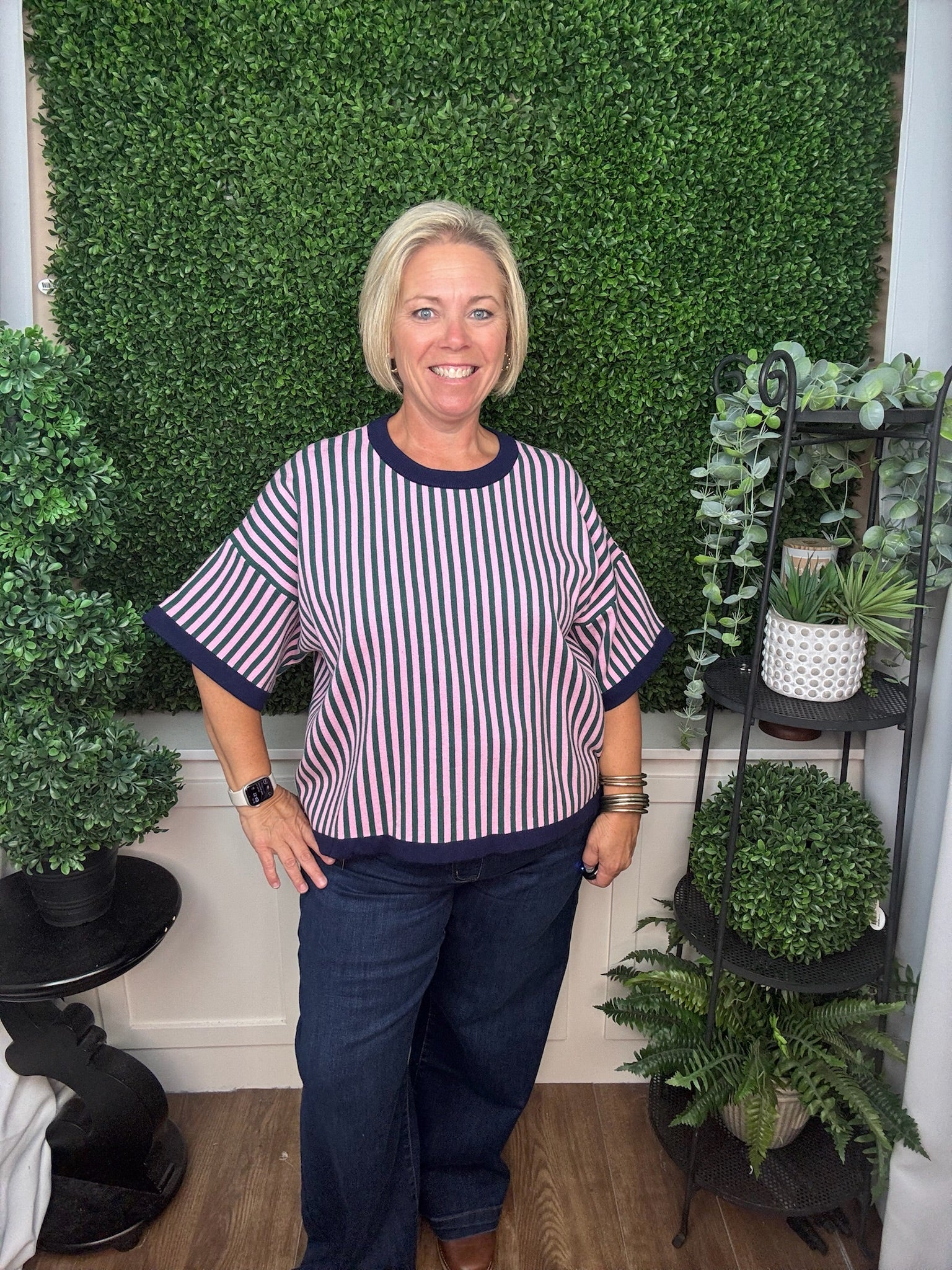 SHORT STRIPED SWEATER TOP - NAVY PINK/ RED GREEN