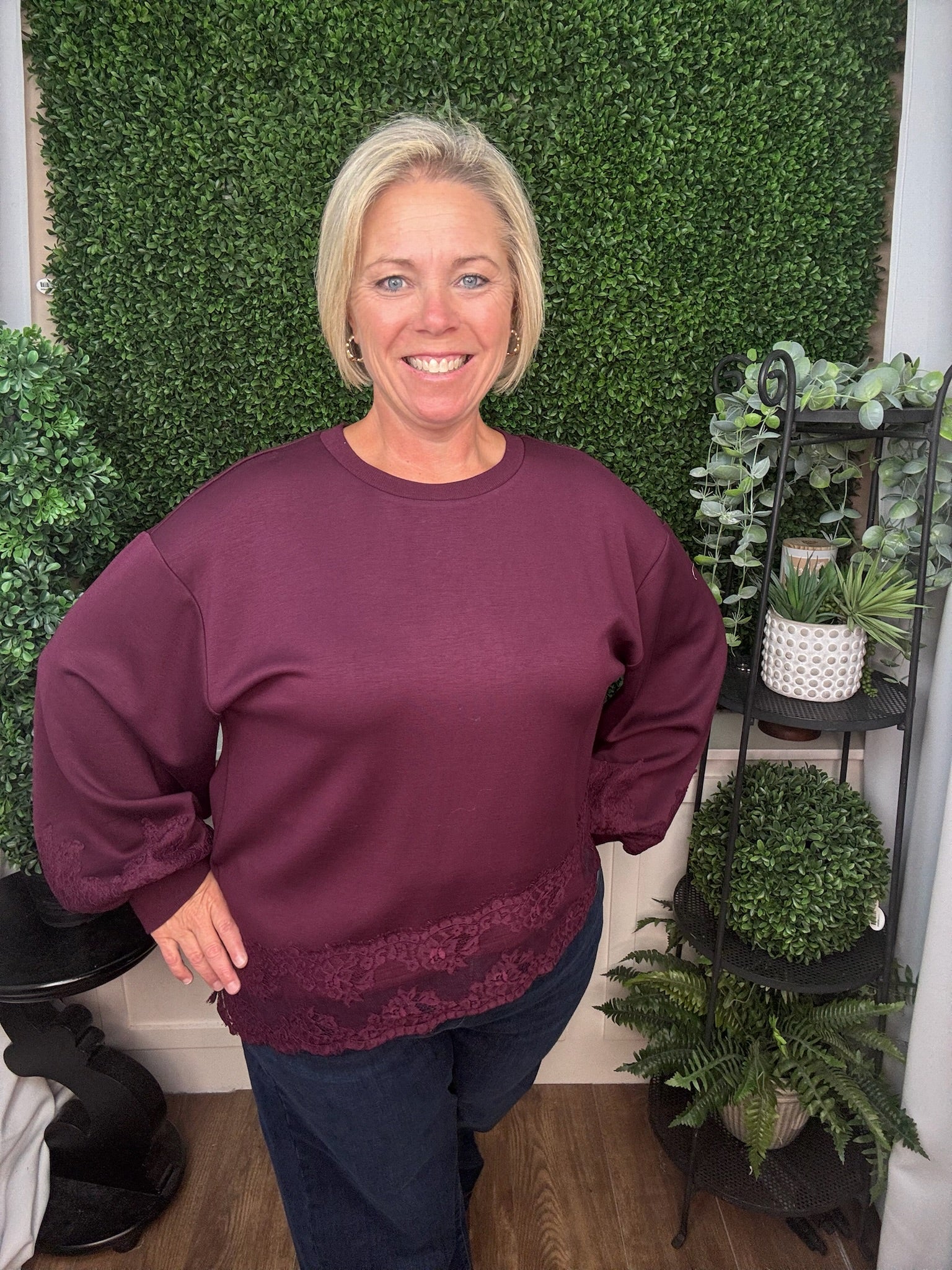 LONG SLEEVE ROUND NECK LACE TRIM HEM TOP - WINE