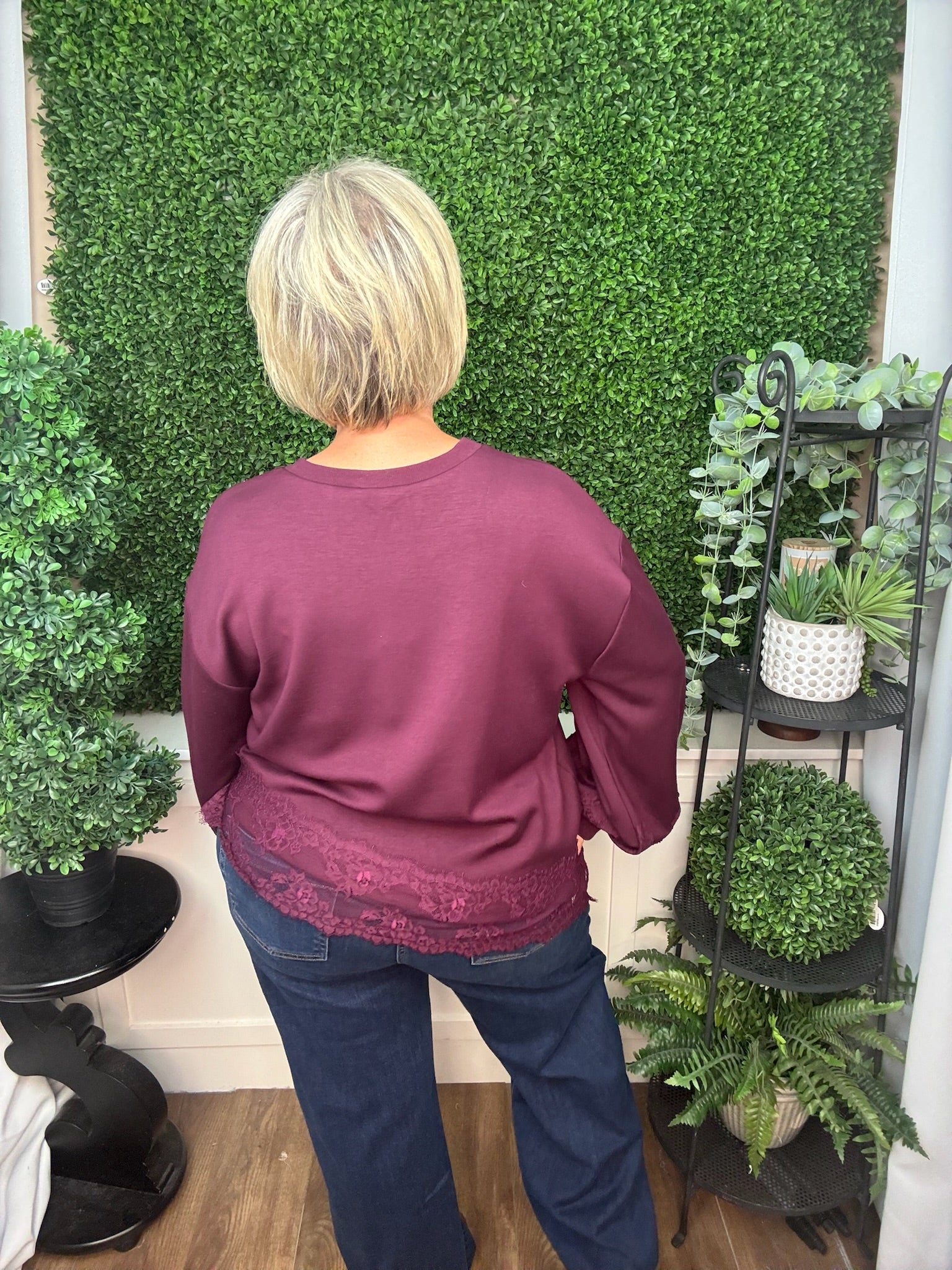 LONG SLEEVE ROUND NECK LACE TRIM HEM TOP - WINE