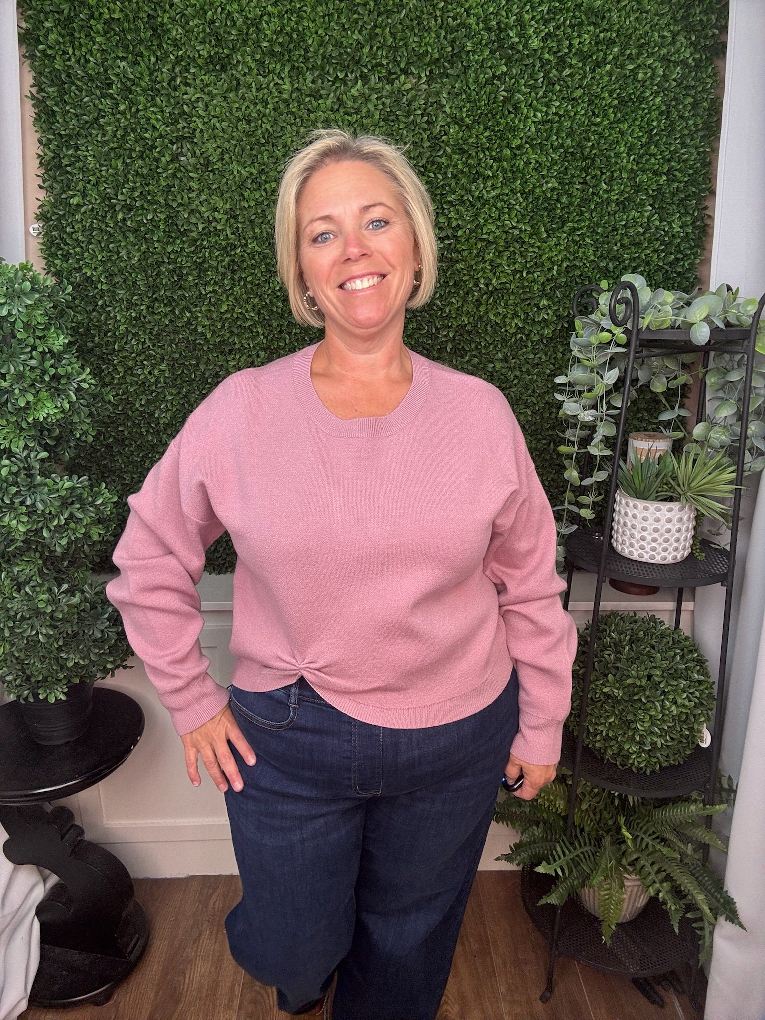 LONG SLEEVE CREW NECK KNIT SWEATER WITH RUCHED FRONT DETAIL - CHAMPAGNE/MAUVE