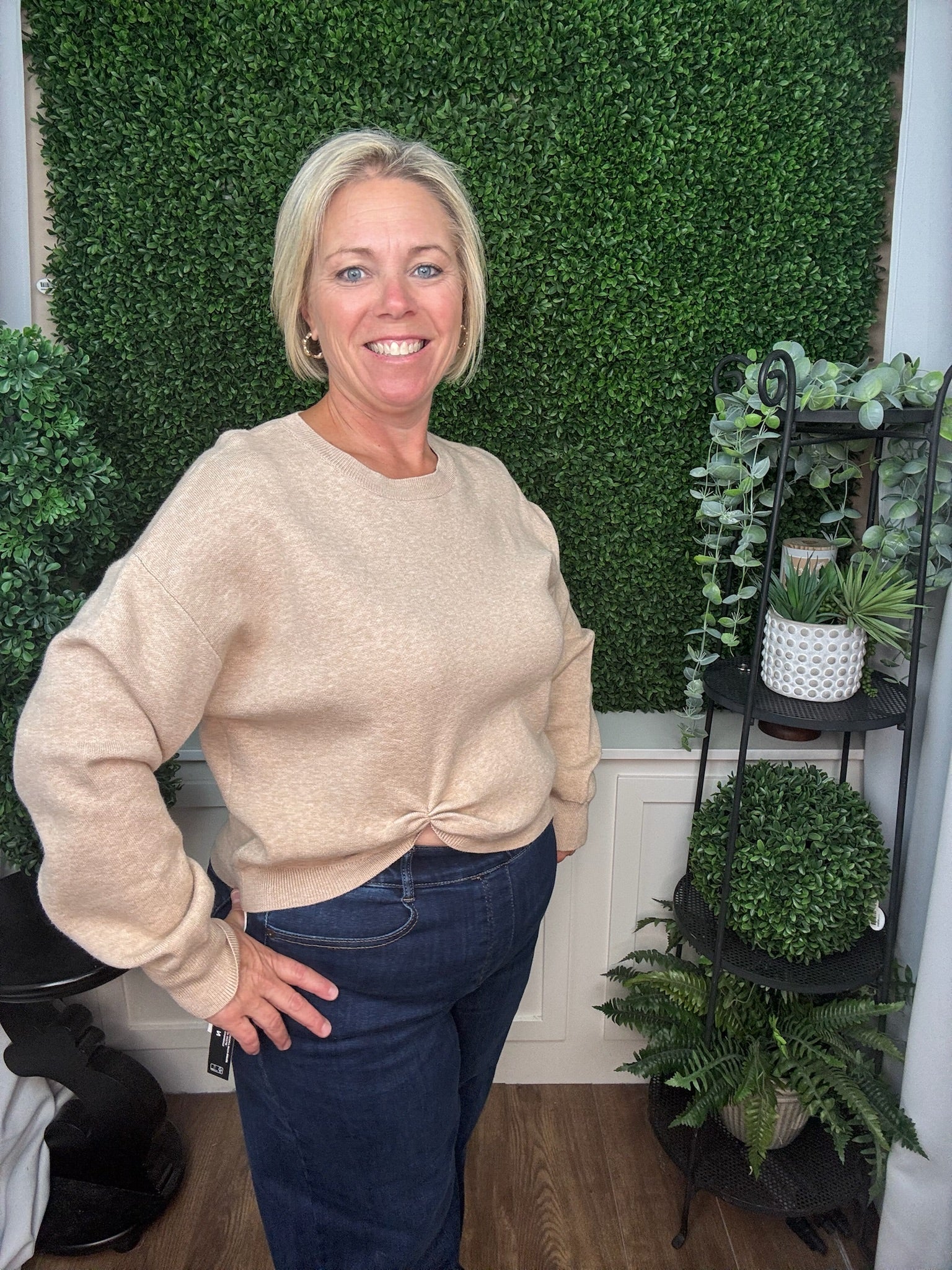 LONG SLEEVE CREW NECK KNIT SWEATER WITH RUCHED FRONT DETAIL - CHAMPAGNE/MAUVE
