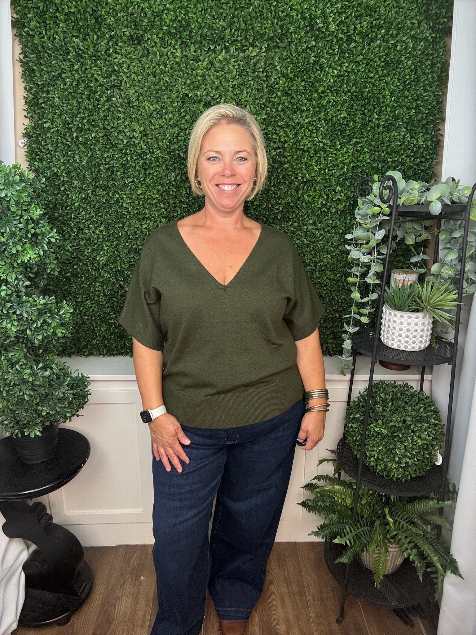 Short Sleeve V-Neck Dolman Popover Sweater with Step Hem - HUNTER GREEN