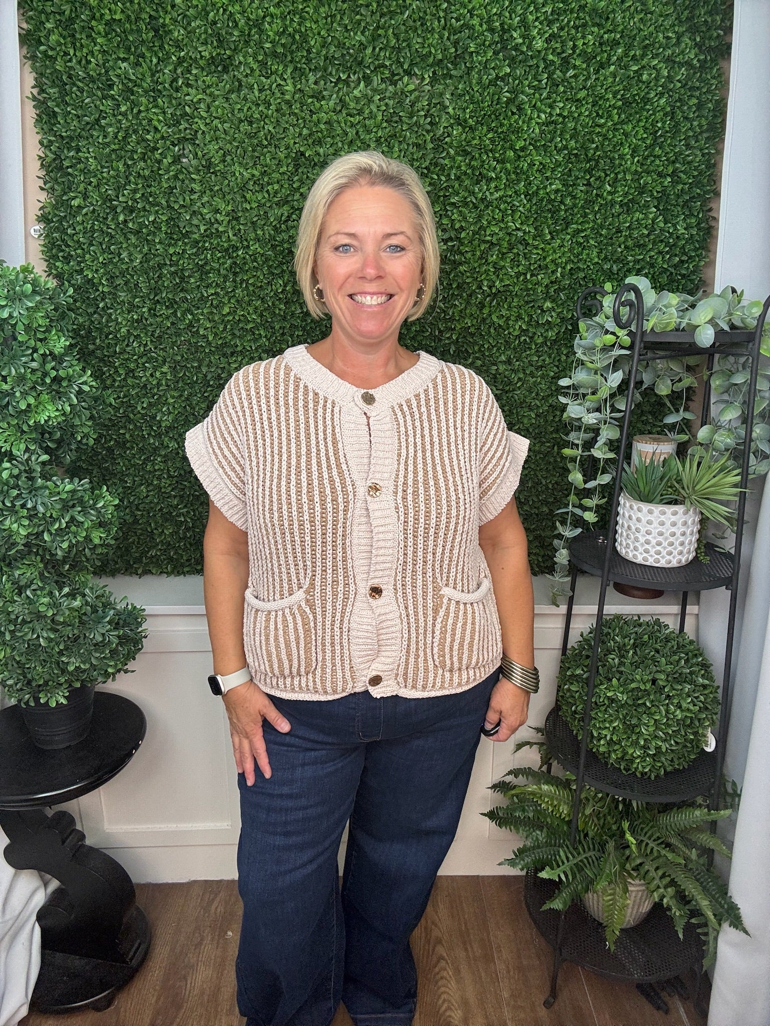 TWO TONE RIBBED BUTTON FRONT KNIT SWEATER- CREAM/TAUPE
