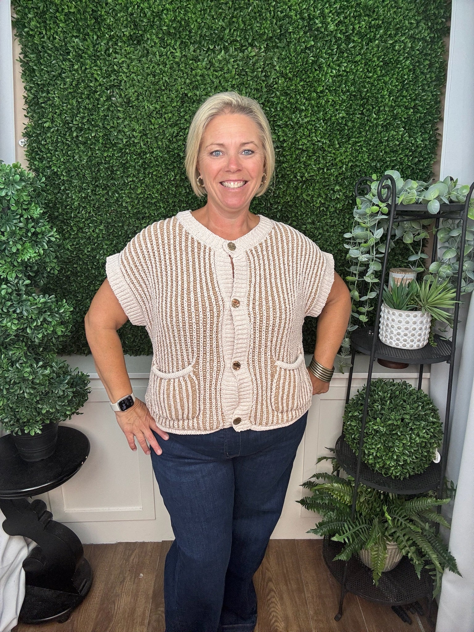 TWO TONE RIBBED BUTTON FRONT KNIT SWEATER- CREAM/TAUPE