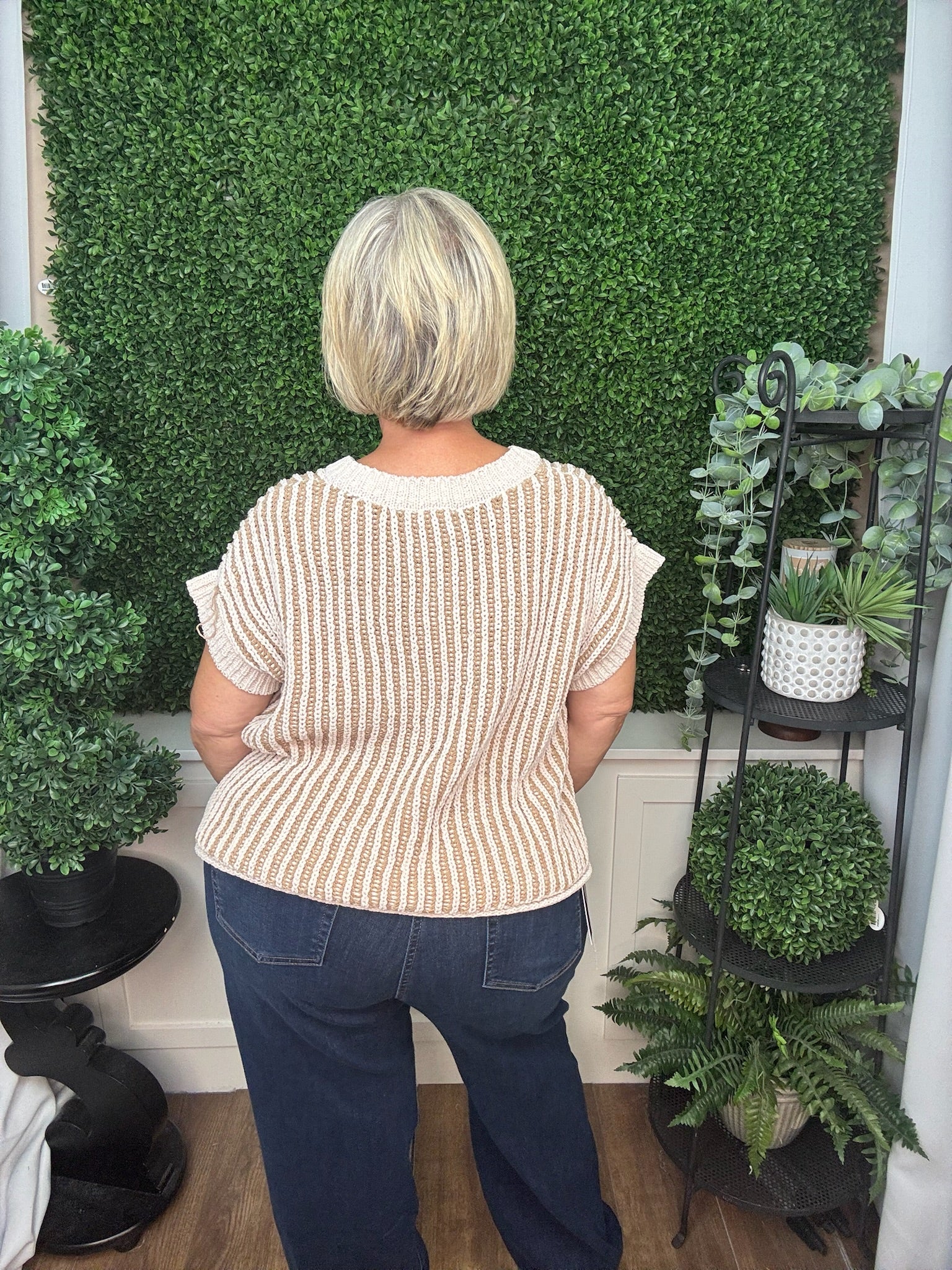 TWO TONE RIBBED BUTTON FRONT KNIT SWEATER- CREAM/TAUPE
