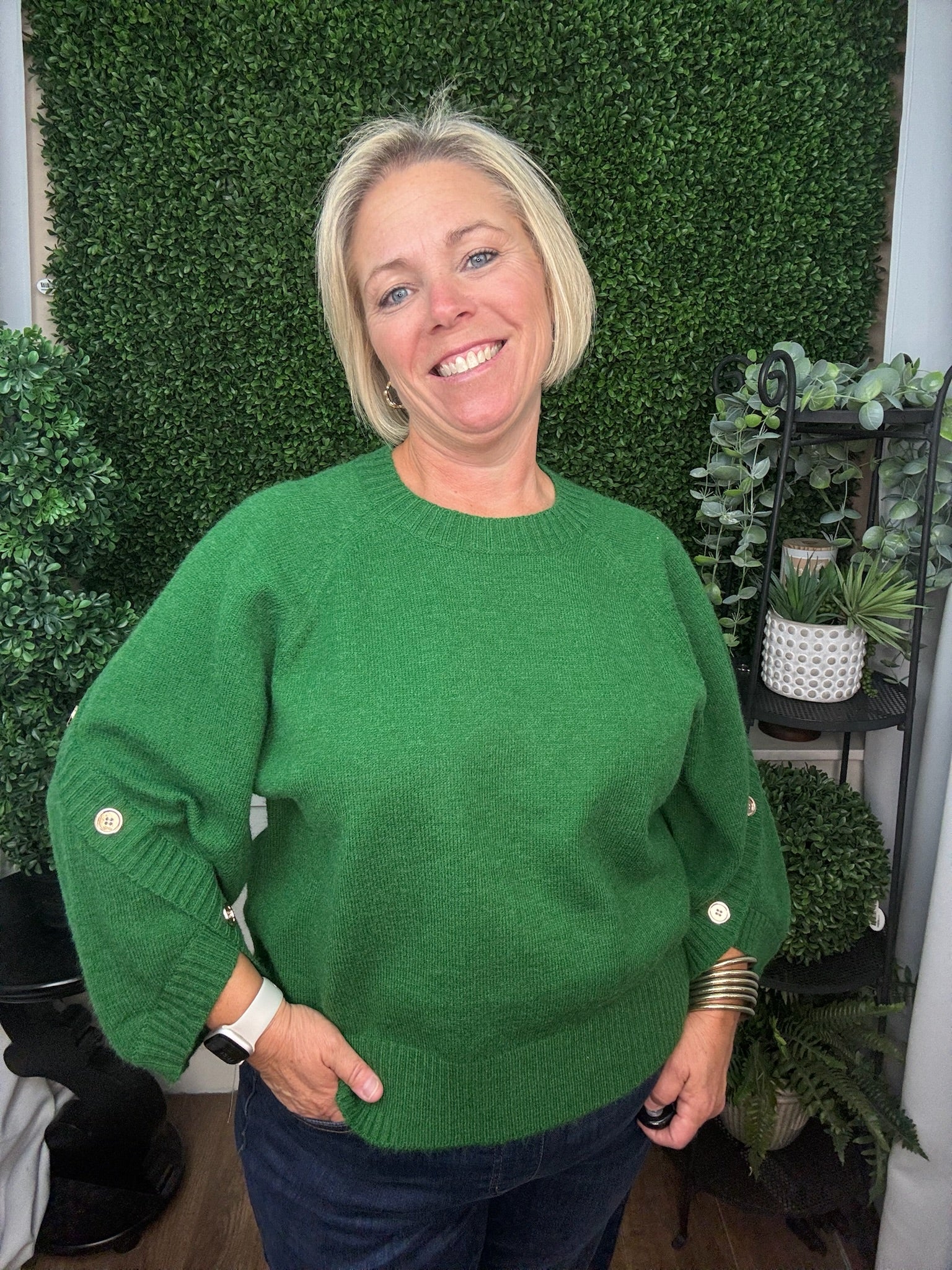 CREW NECK LONG SLEEVE KNIT SWEATER WITH BUTTON CUFF DETAIL - PINE
