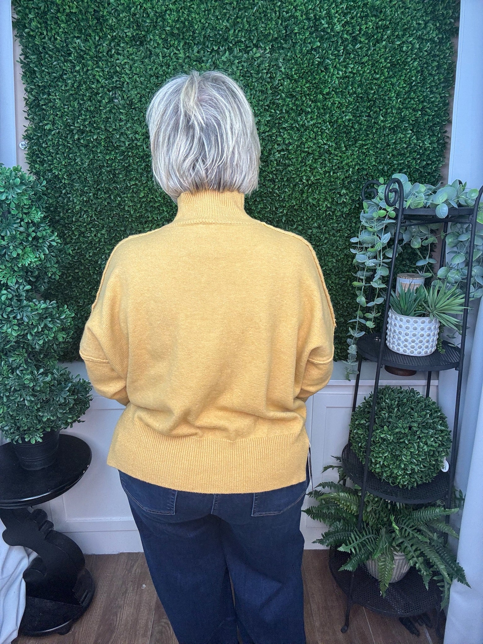 HIGH NECK CREWNECK SWEATER - MUSTARD