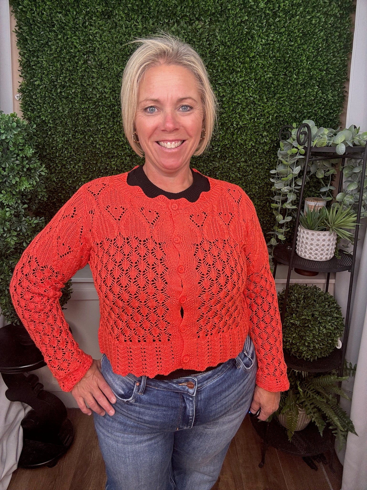 Scallop Collar Cable Knit Button-Up Cardigan - Coral