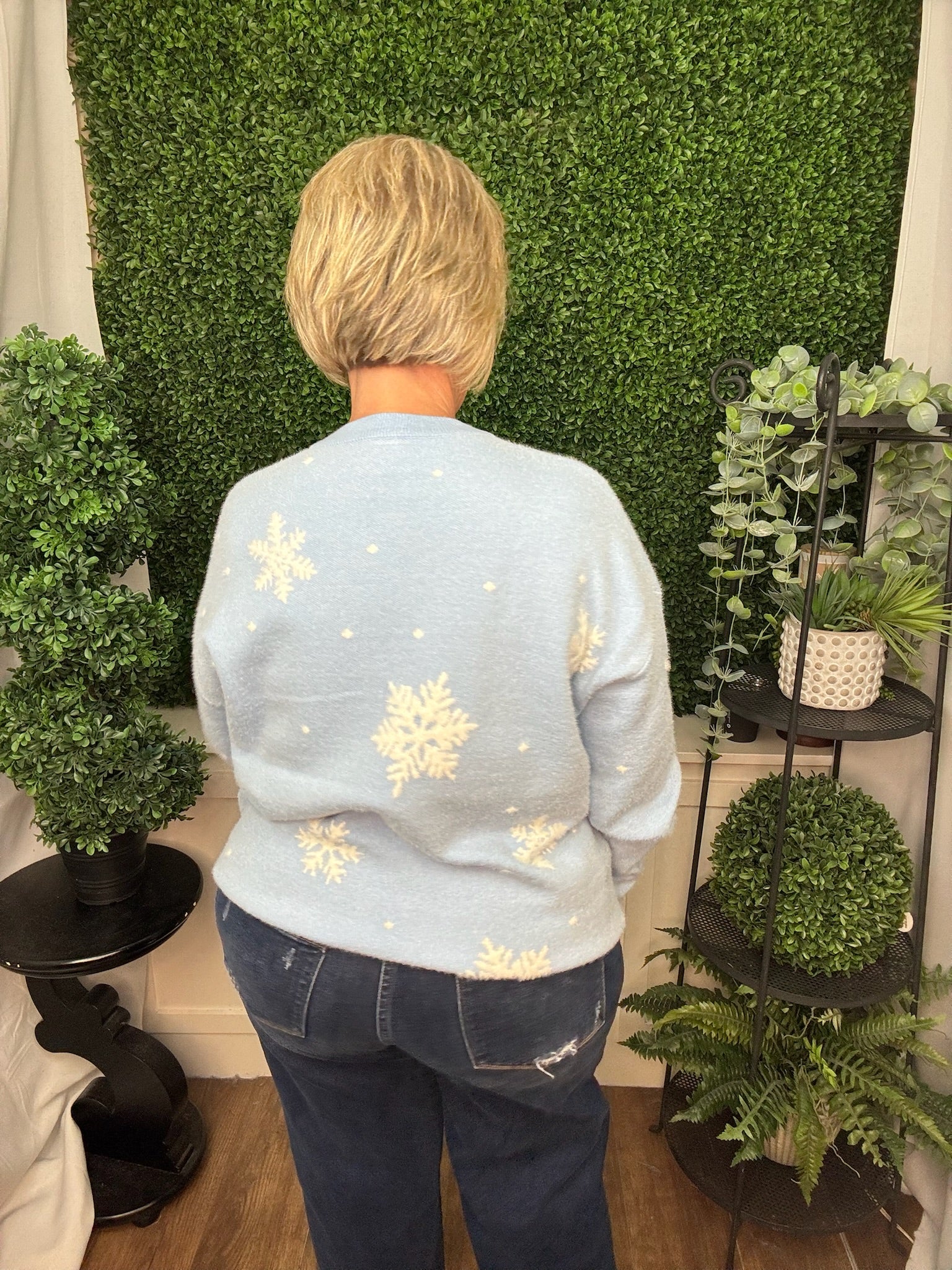 3D Knit Frosted Blue Snowflake Sweater