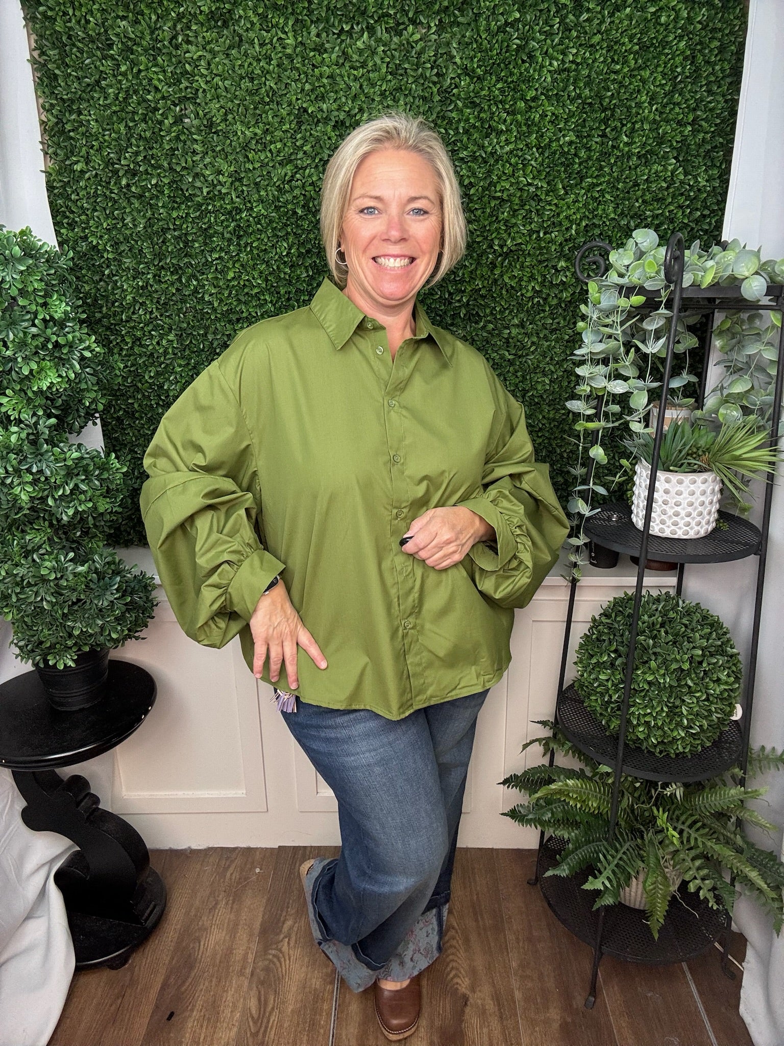 CLASSIC COLLARED BUTTON DOWN SHIRT - OLIVE/PURPLE