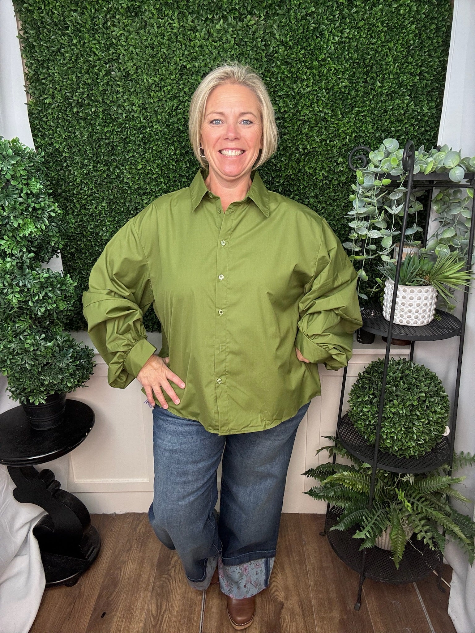 CLASSIC COLLARED BUTTON DOWN SHIRT - OLIVE/PURPLE