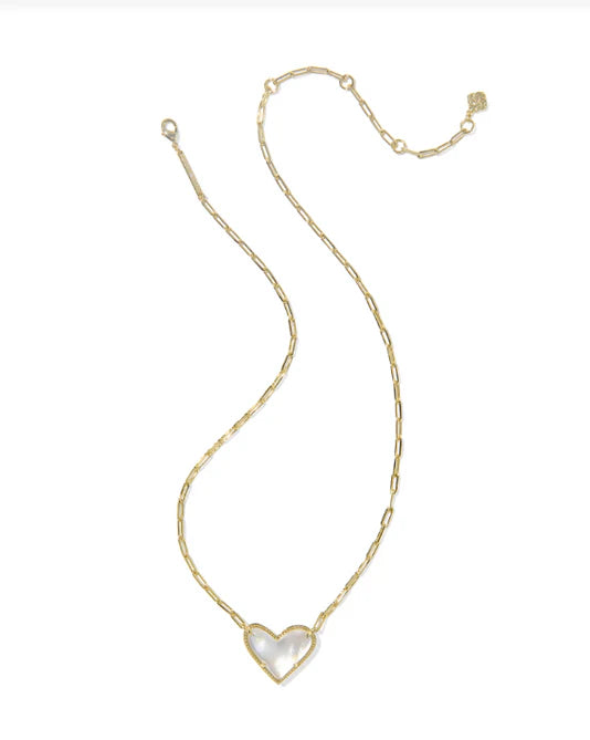 ARI HEART STATEMENT SHORT PENDANT NECKLACE - GOLD IVORY MOP