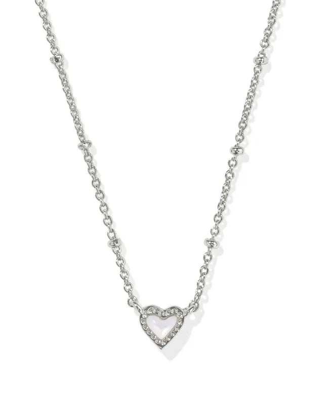 MINI ARI HEART SATELLITE SHORT PENDANT NECKLACE - SILVER IVORY MOTHER OF PEARL