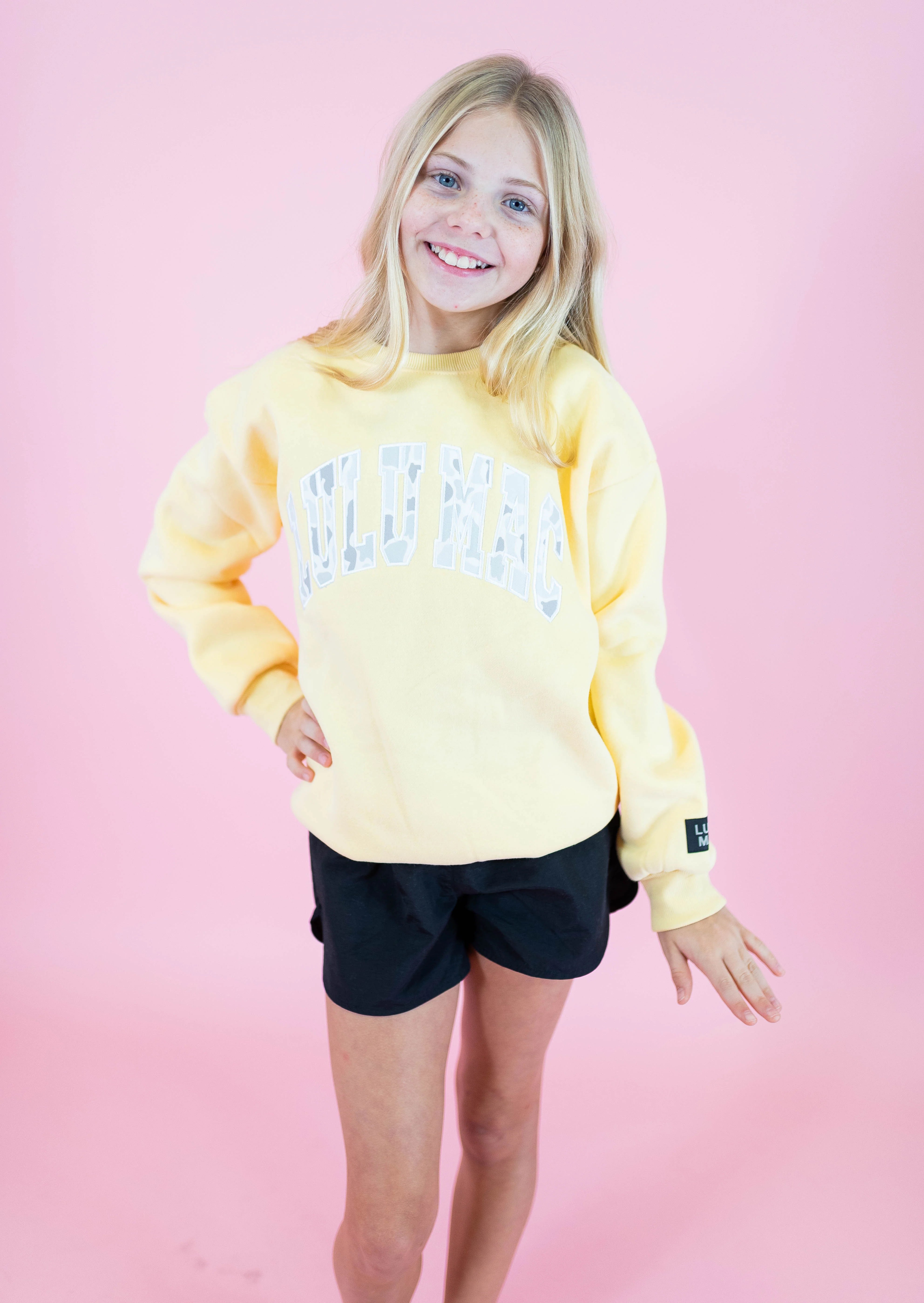 YOUTH - LULU MAC SWEATSHIRT -BUTTER W/CAMO