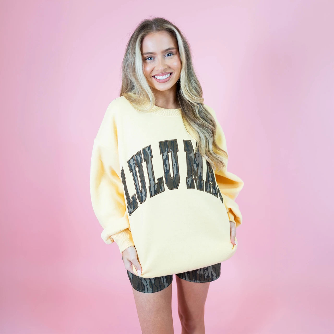 LULU MAC SWEATSHIRT - BUTTER W/ MOSSY OAK BOTTOMLAND