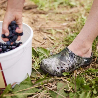 YOUTH MUCKSTER LITE CLOG - MOSSY OAK COUNTRY DNA