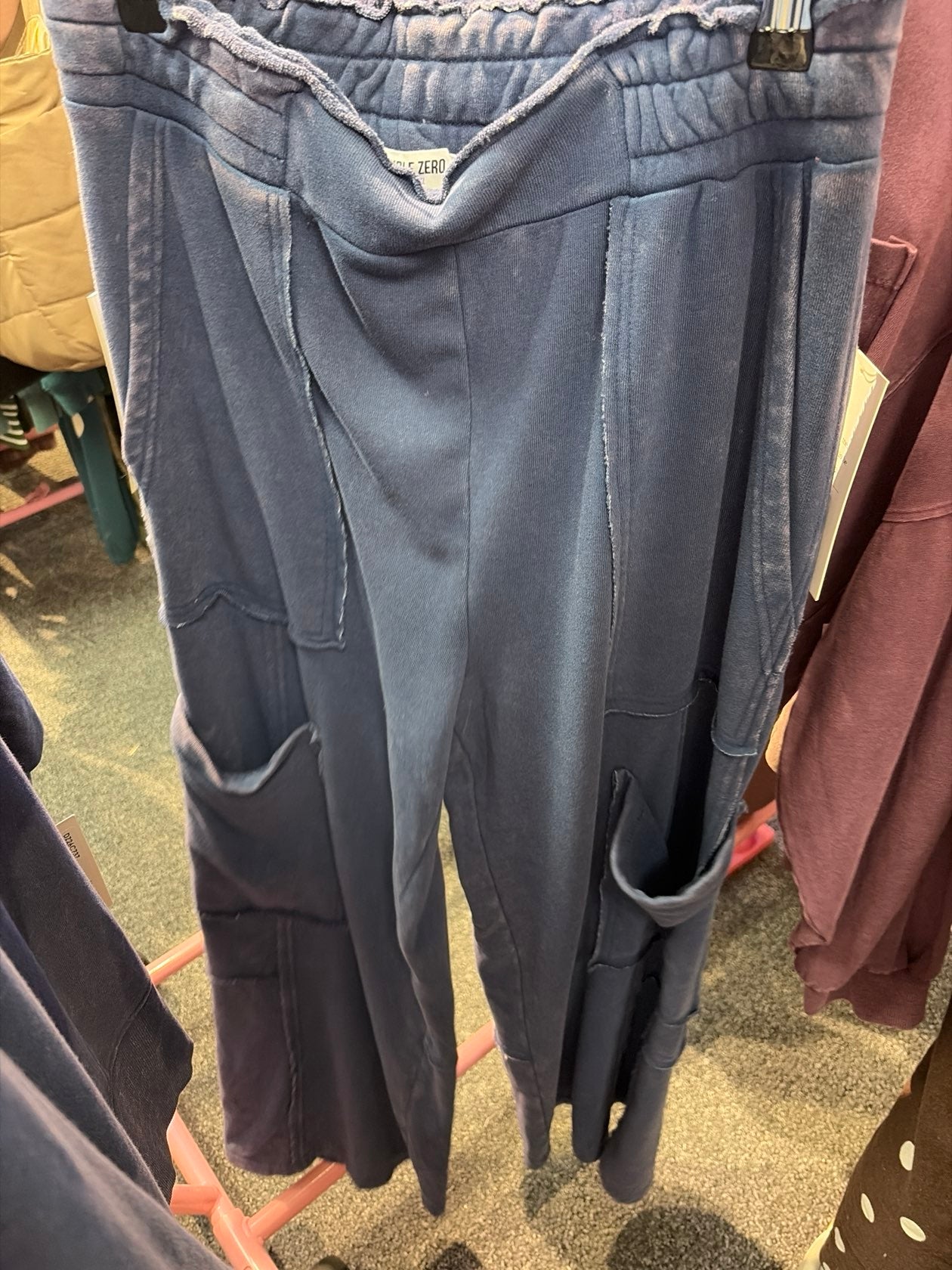 JOGGER PANTS WITH MULTI POCKETS - BLACK/DARK BROWN/ DARK CHERRY/ DARK GRAY/ DARK GREEN/ DARK RED/ NAVY