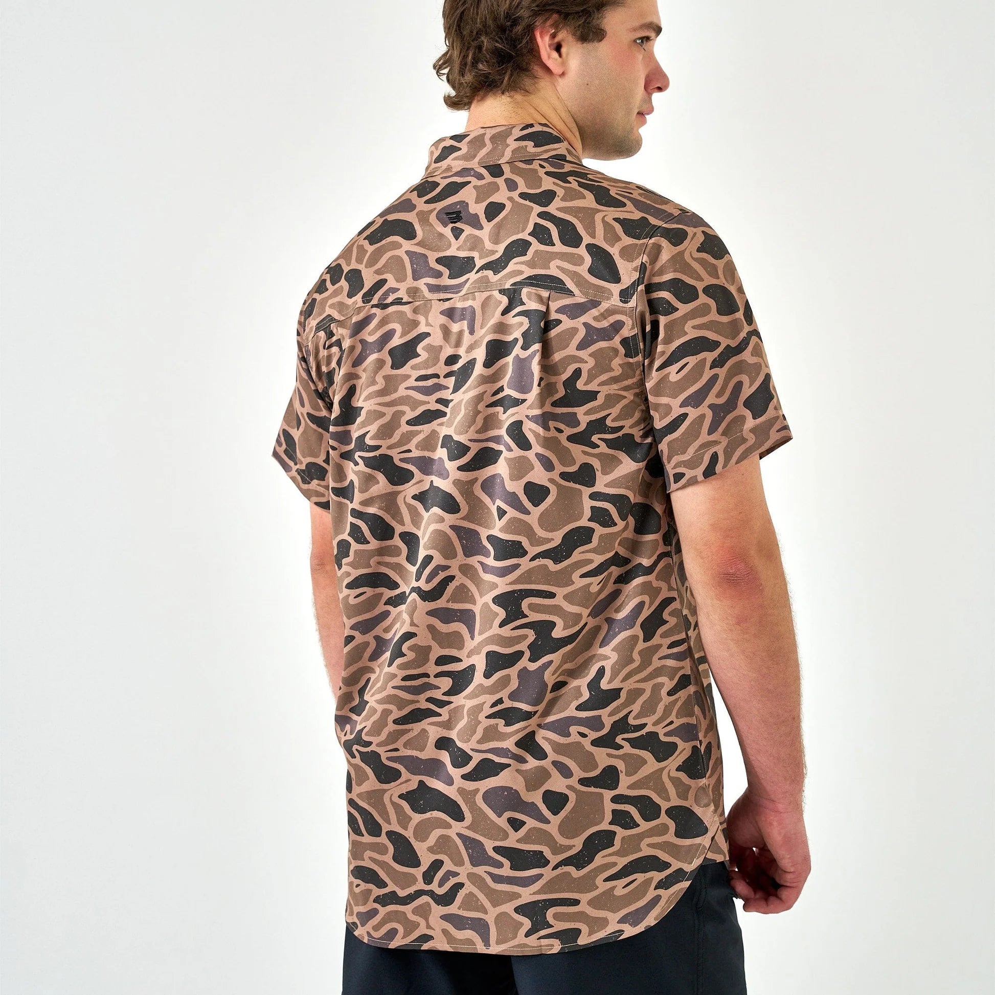 PERFORMANCE BUTTON UP - GAUGE CAMO