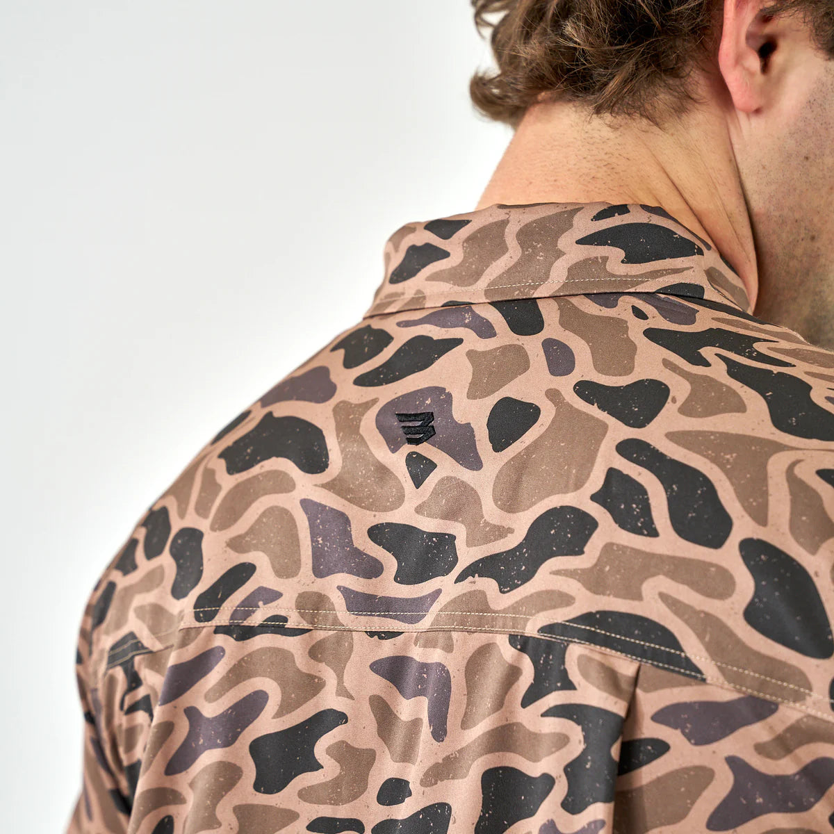 PERFORMANCE BUTTON UP - GUAGE CAMO