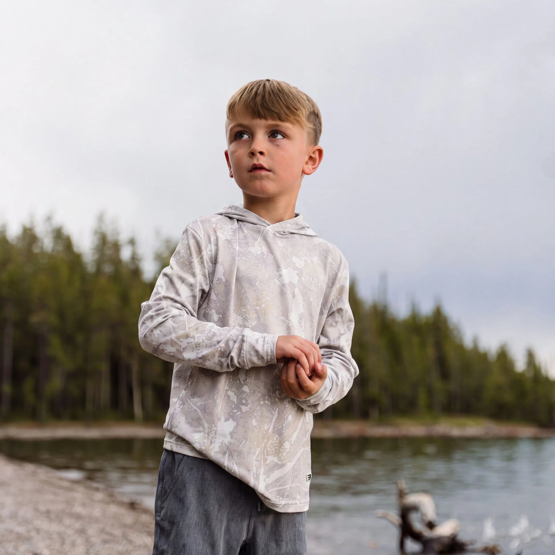 YOUTH PERFORMANCE HOODIE - DRIFTER CAMO