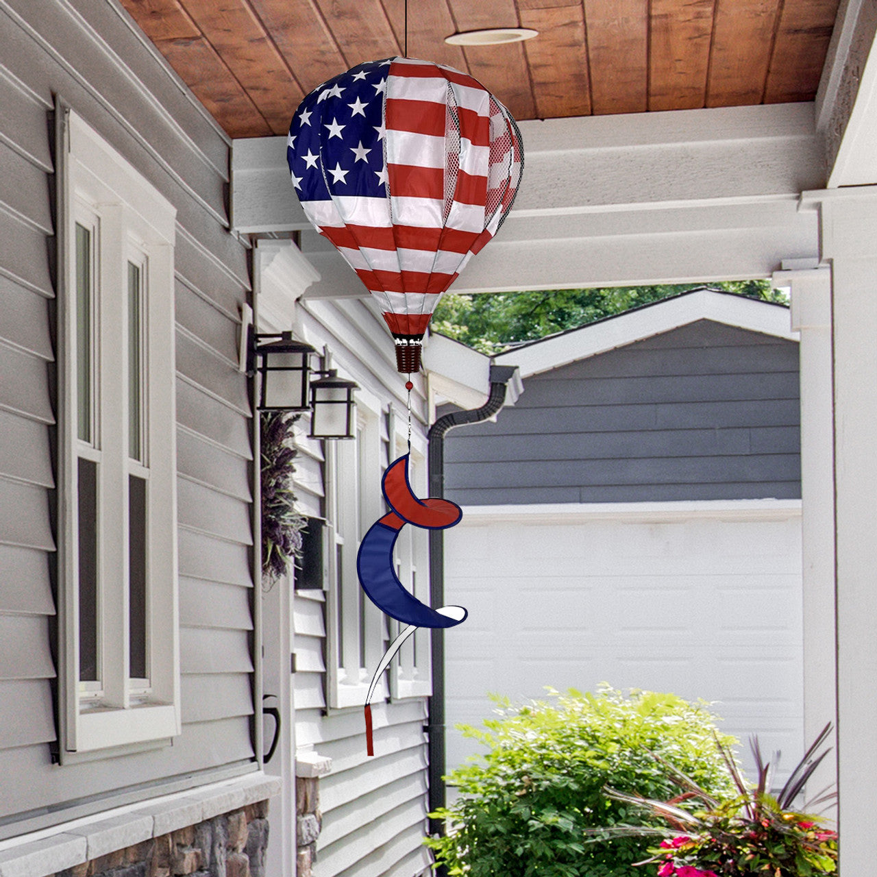 AMERICAN FLAG DELUXE HOT AIR BALLOON WIND TWISTER