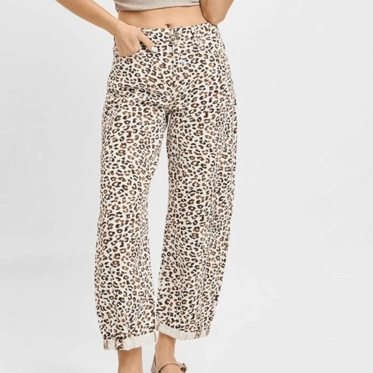 Leopard Print Cropped Barrel Jeans
