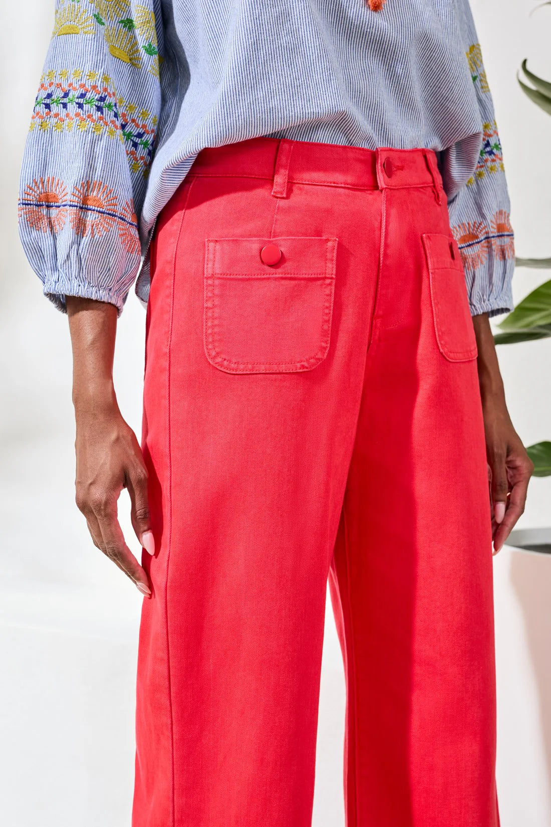 SOPHIA HUGGIING CROP PALAZZO DENIM - CORAL RED