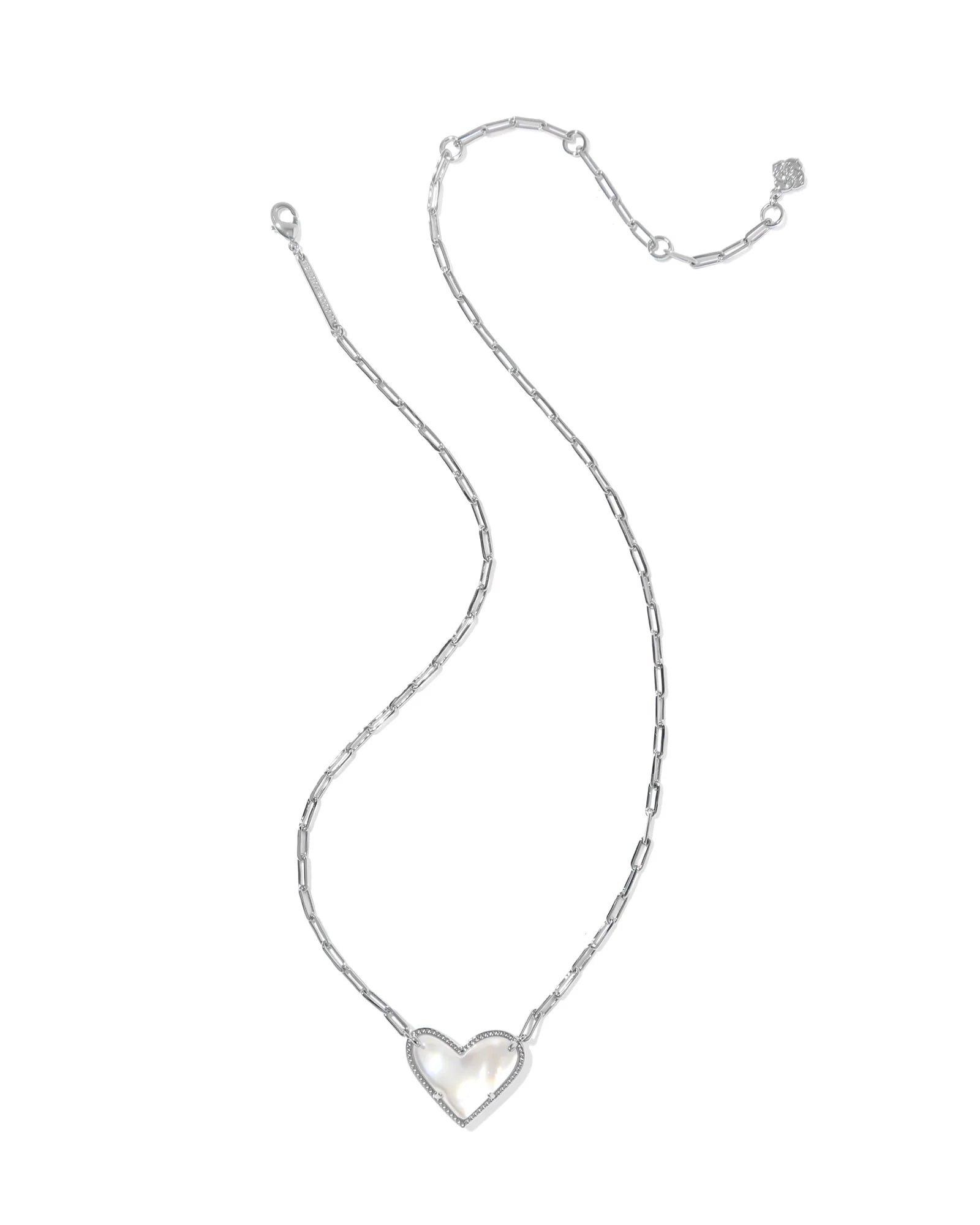ARI HEART STATEMENT SHORT PENDANT NECKLACE - SILVER IVORY MOP