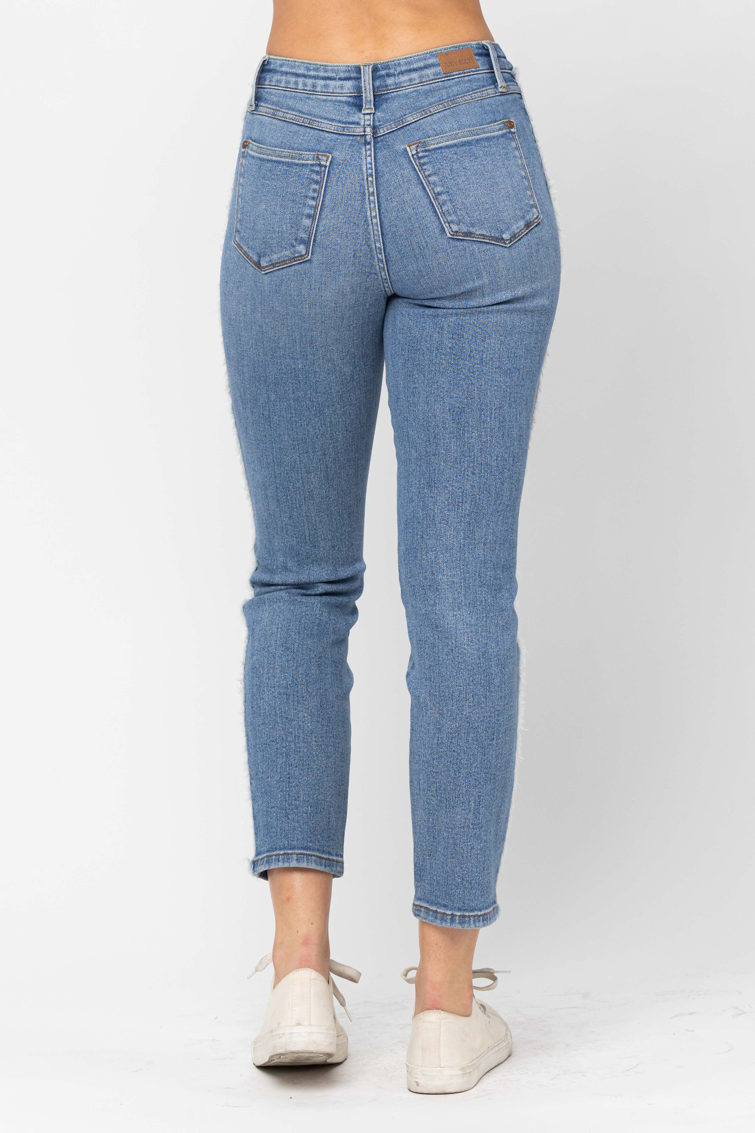 SLIM HIGH WAISTED W/ FRAY DETAIL JEANS