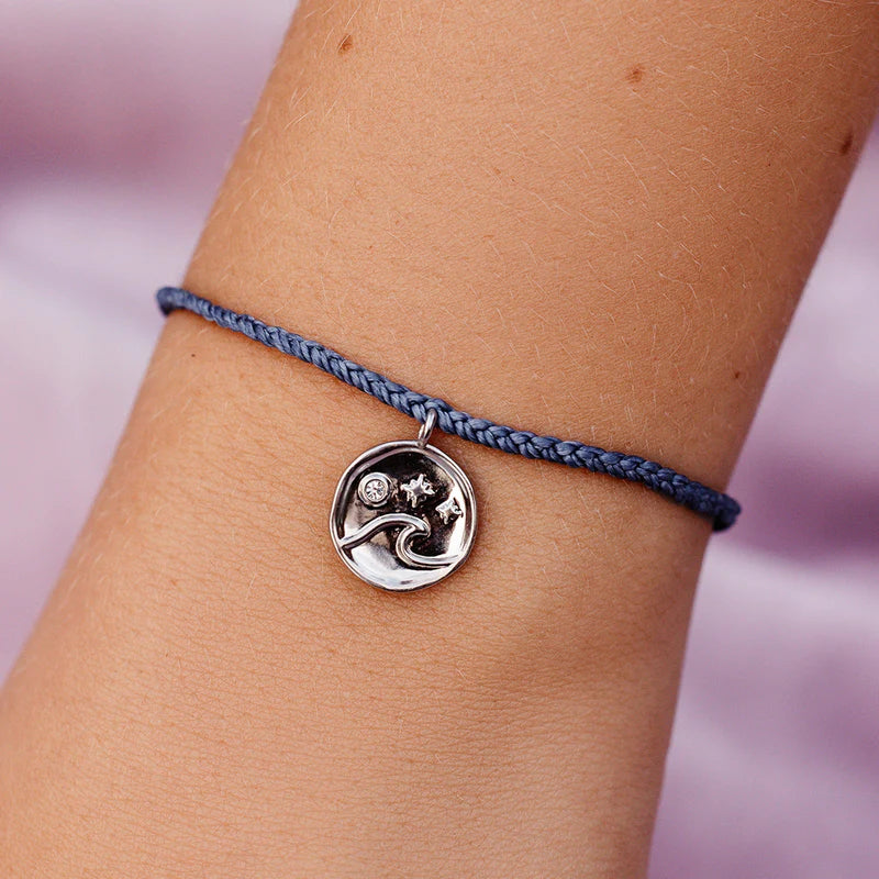 CRYSTAL WAVE COIN SILVER COLUMBIA BLUE BRACELET