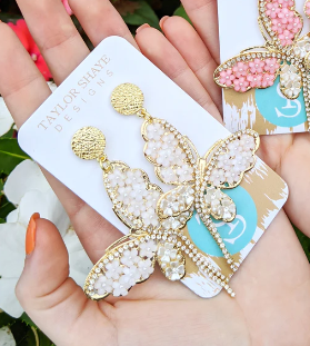 Kendra Scott Layer It Clasp in gold and Lobe Wonder patches